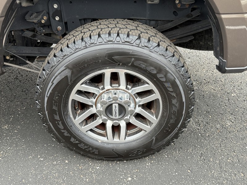 Ford Super Duty F-250 SRW Vehicle Image 07