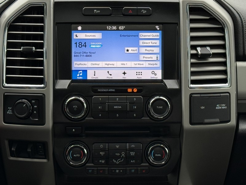 Ford Super Duty F-250 SRW Vehicle Image 12