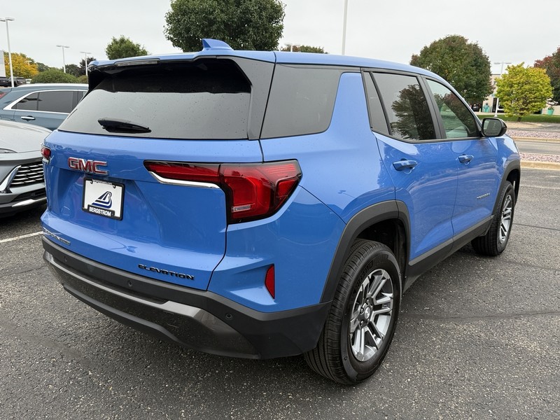 GMC Terrain Vehicle Image 03