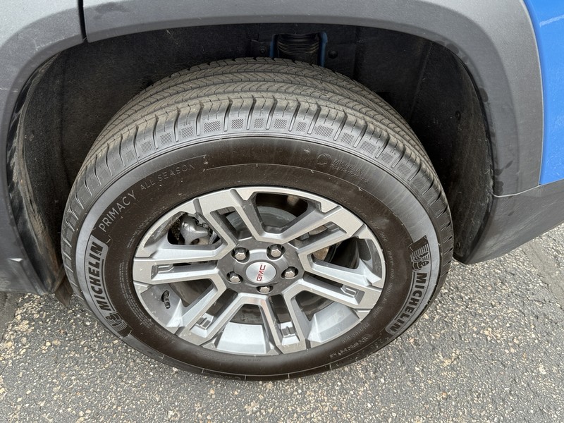 GMC Terrain Vehicle Image 07