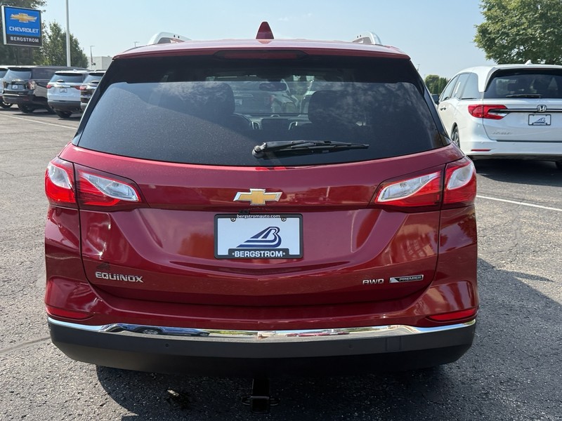 Chevrolet Equinox Vehicle Image 04