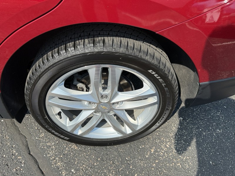 Chevrolet Equinox Vehicle Image 06