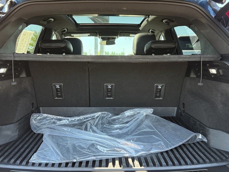 Cadillac XT4 Vehicle Image 05