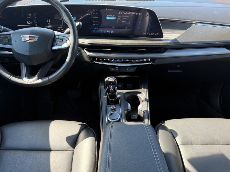 Cadillac XT4 Vehicle Image 11