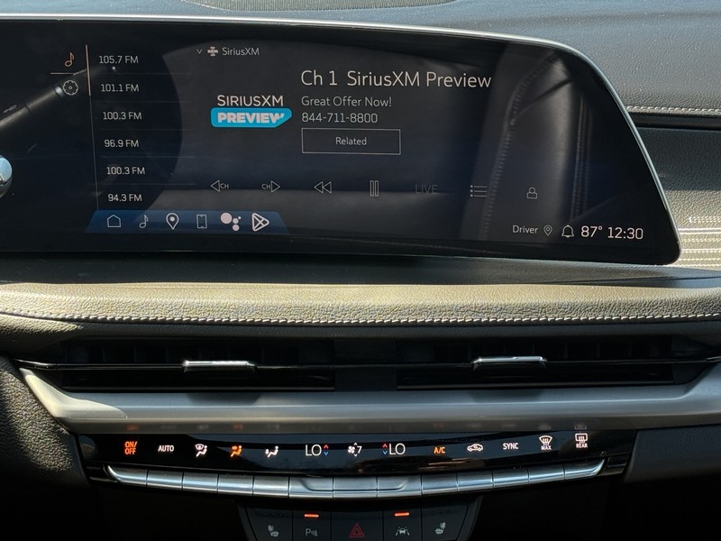 Cadillac XT4 Vehicle Image 12