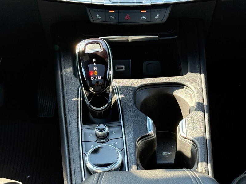 Cadillac XT4 Vehicle Image 13