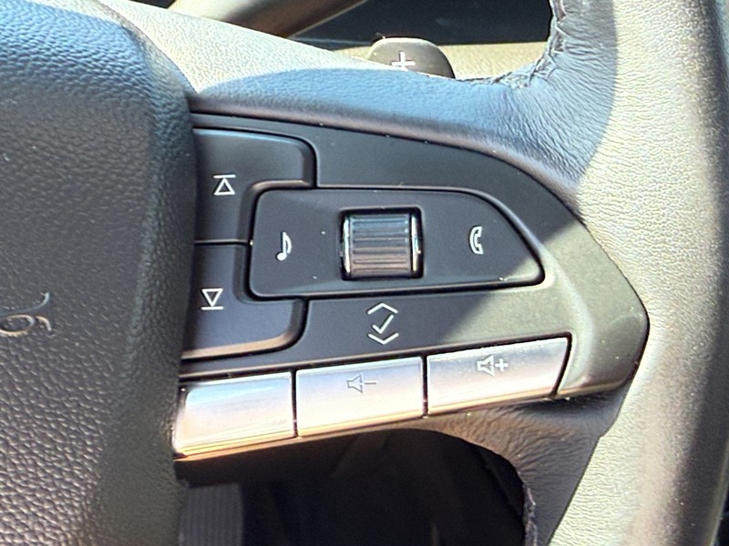 Cadillac XT4 Vehicle Image 17