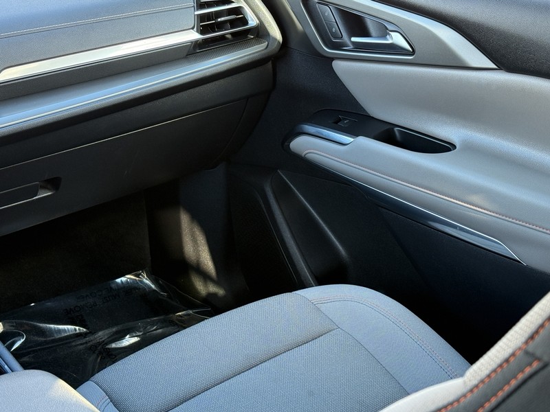 Chevrolet Traverse Vehicle Image 13