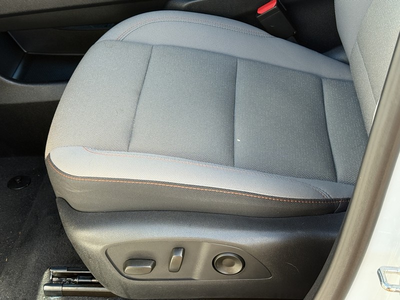 Chevrolet Traverse Vehicle Image 20