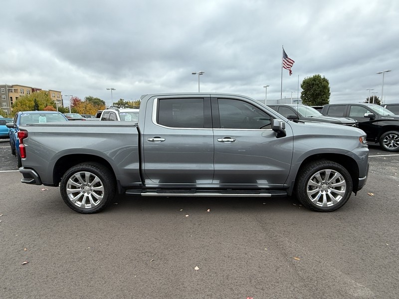 Chevrolet Silverado 1500 Vehicle Image 02