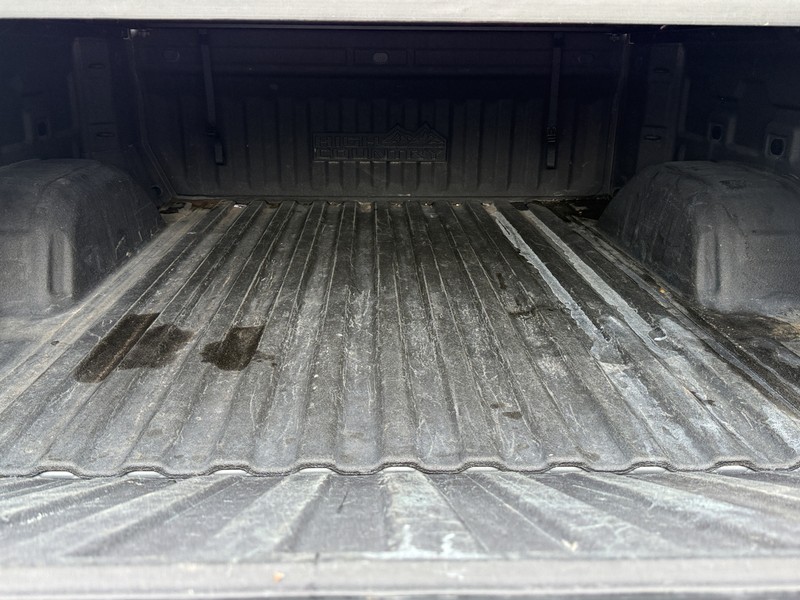 Chevrolet Silverado 1500 Vehicle Image 05