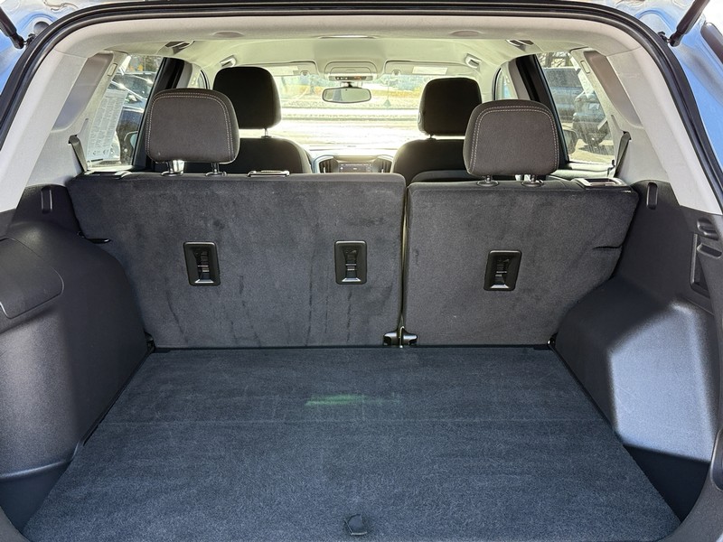 GMC Terrain Vehicle Image 05