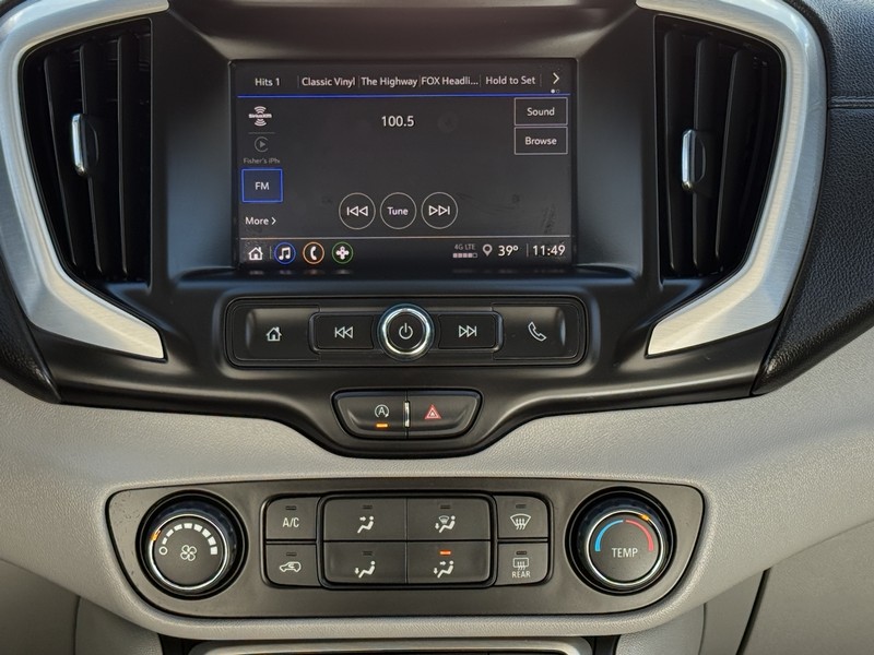 GMC Terrain Vehicle Image 12