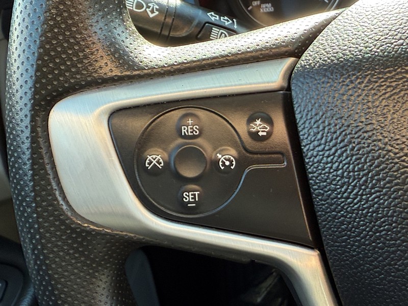 GMC Terrain Vehicle Image 16