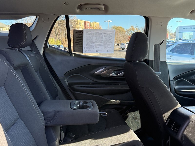 GMC Terrain Vehicle Image 10