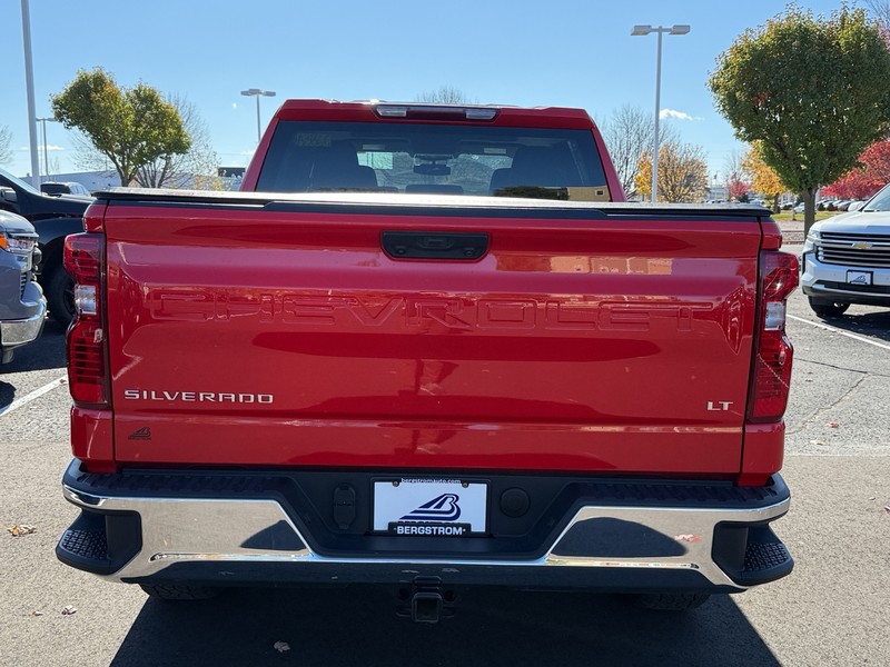 Chevrolet Silverado 1500 Vehicle Image 04