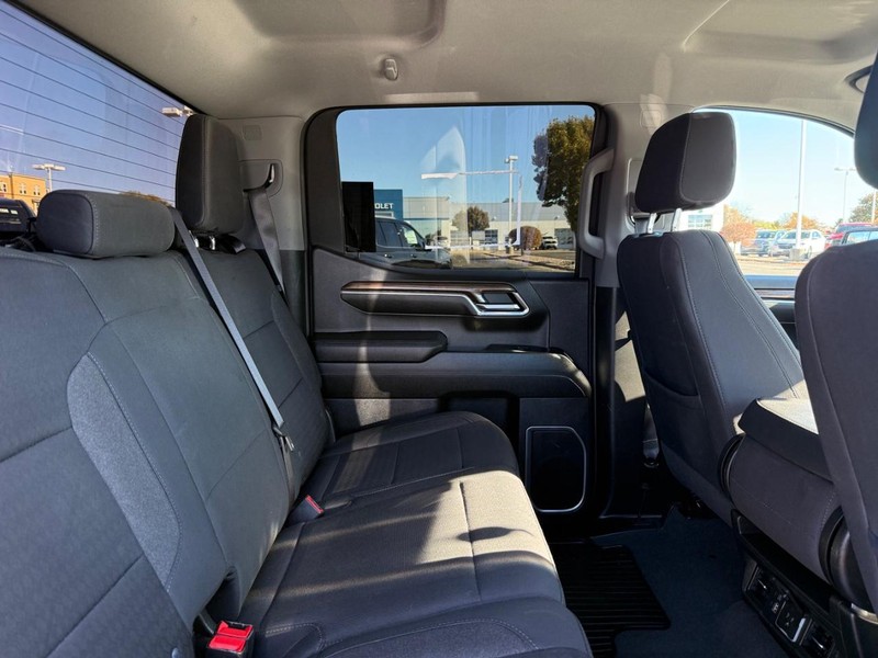 Chevrolet Silverado 1500 Vehicle Image 10