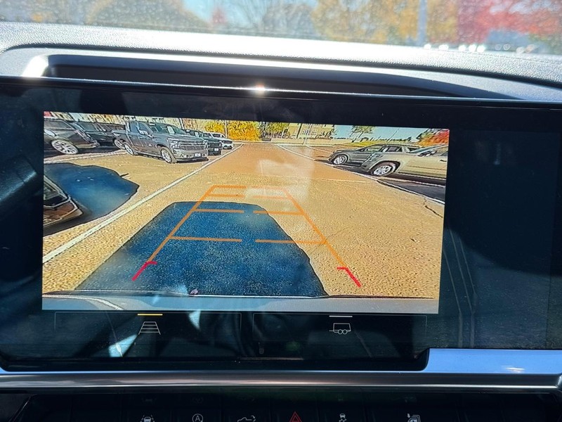 Chevrolet Silverado 1500 Vehicle Image 18