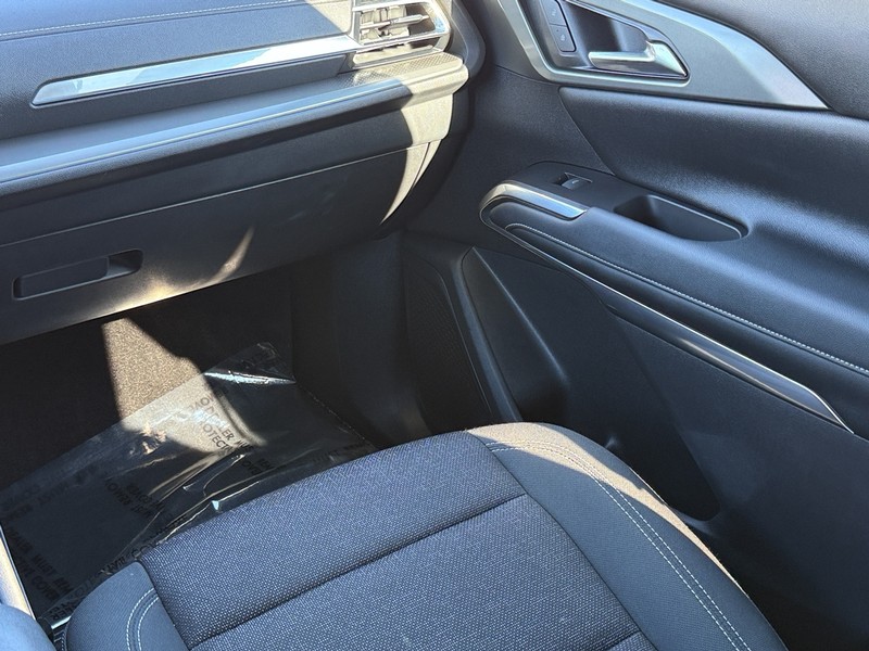 Chevrolet Traverse Vehicle Image 15