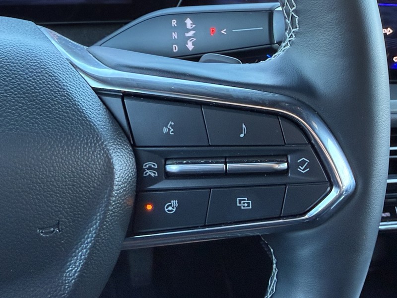 Chevrolet Traverse Vehicle Image 17