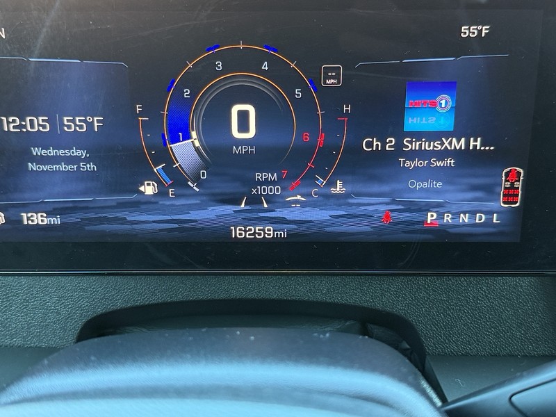 Chevrolet Traverse Vehicle Image 18