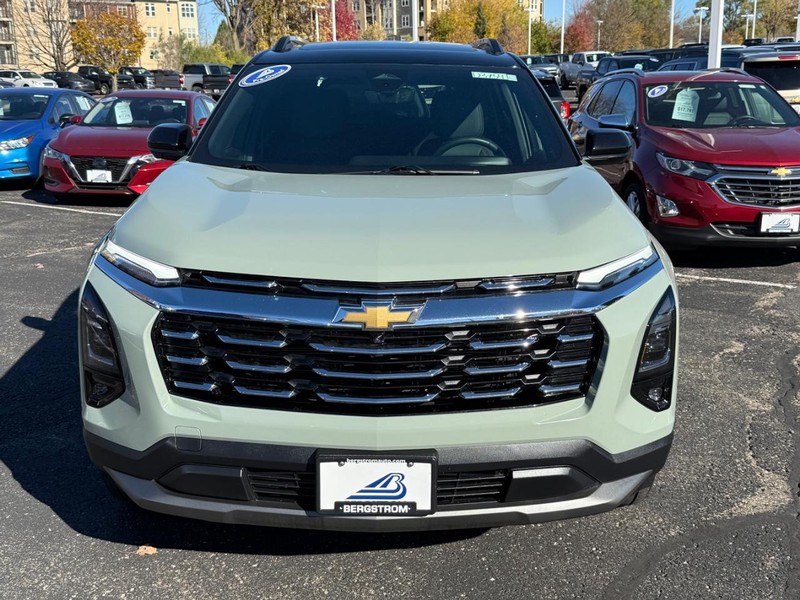 Chevrolet Equinox Vehicle Image 09