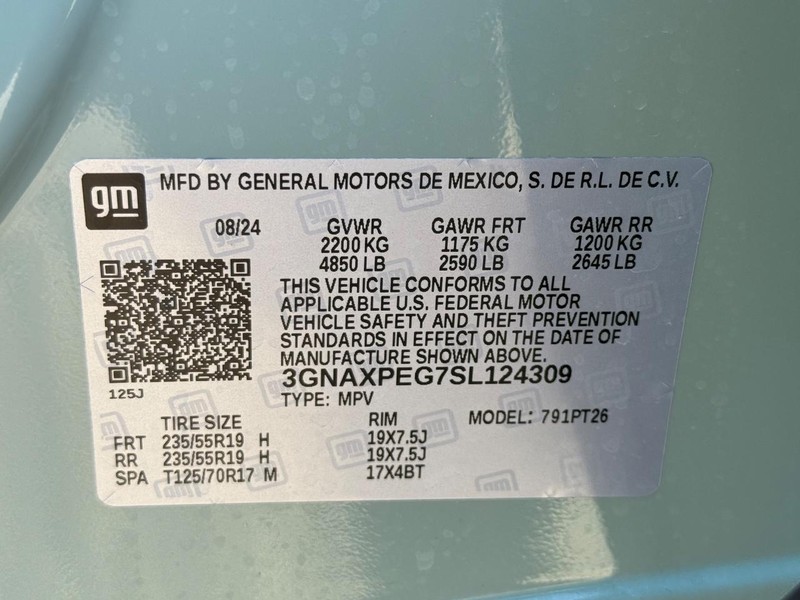 Chevrolet Equinox Vehicle Image 23
