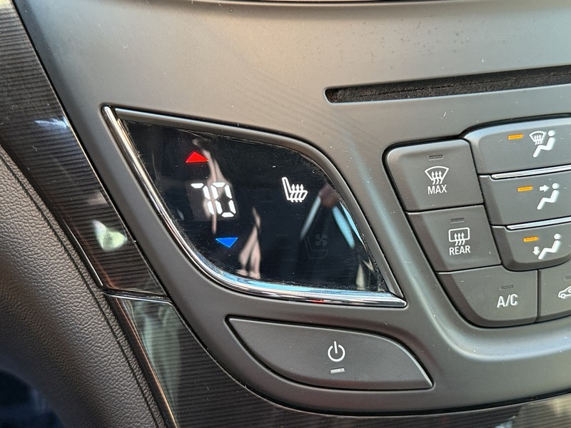 Buick Regal Vehicle Image 19