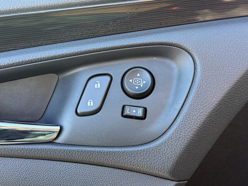 Buick Regal Vehicle Image 21