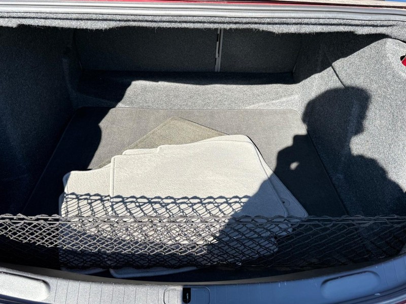 Chevrolet Impala Vehicle Image 05