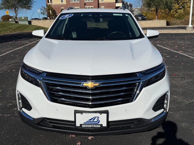 Chevrolet Equinox Vehicle Image 09