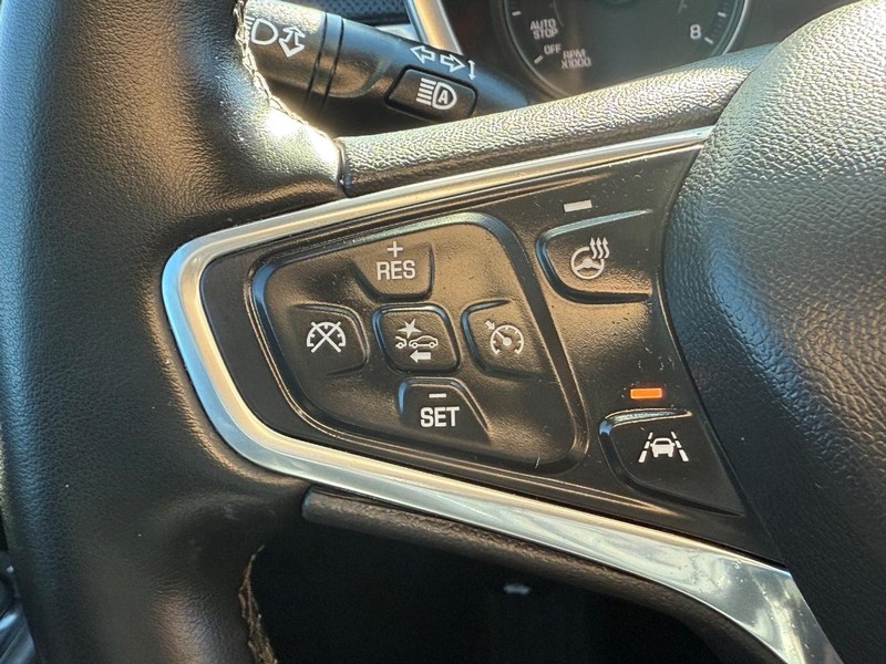 Chevrolet Equinox Vehicle Image 17