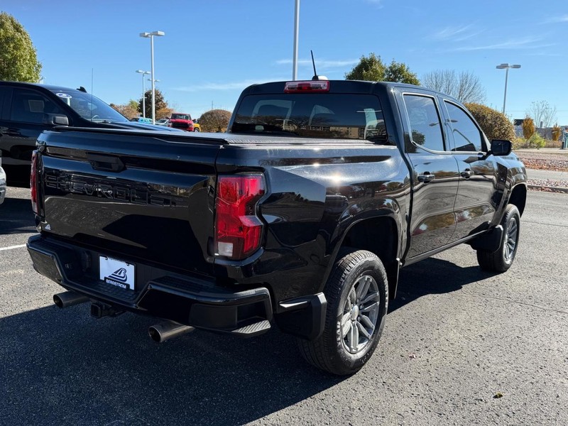 Chevrolet Colorado Vehicle Image 03