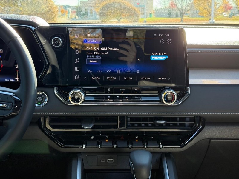 Chevrolet Colorado Vehicle Image 12