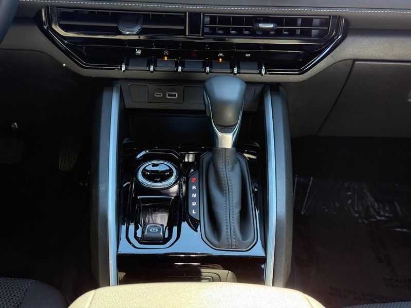 Chevrolet Colorado Vehicle Image 13