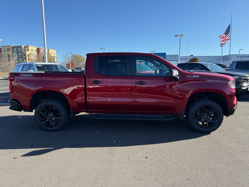 Chevrolet Silverado 1500 Vehicle Image 02