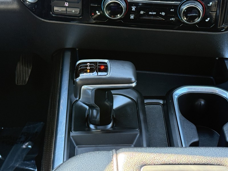 Chevrolet Silverado 1500 Vehicle Image 13