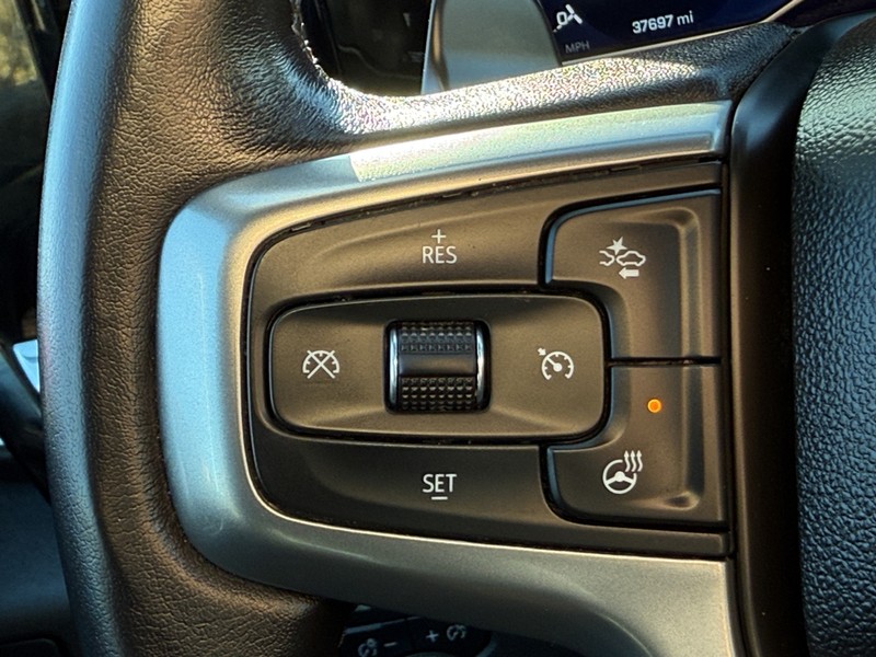 Chevrolet Silverado 1500 Vehicle Image 16