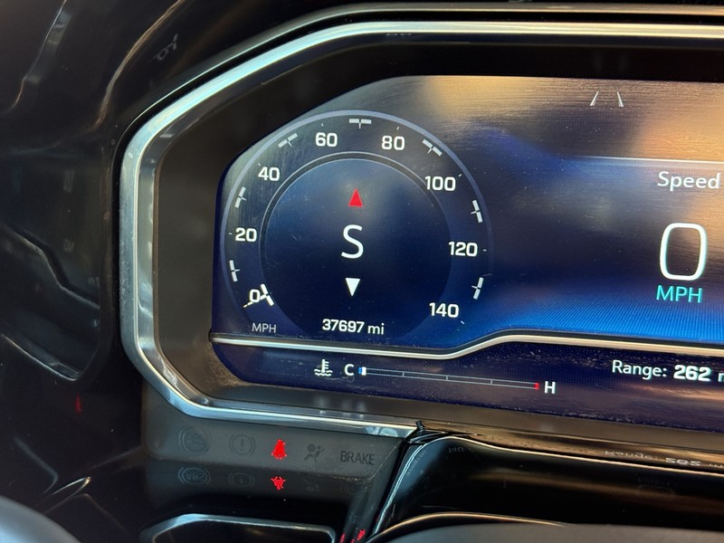 Chevrolet Silverado 1500 Vehicle Image 18