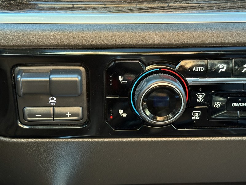 Chevrolet Silverado 1500 Vehicle Image 19