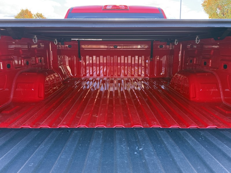 Chevrolet Silverado 1500 Vehicle Image 05