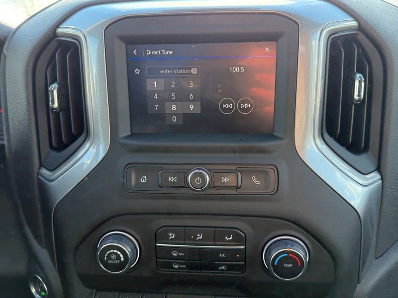 Chevrolet Silverado 1500 Vehicle Image 11