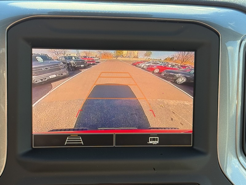 Chevrolet Silverado 1500 Vehicle Image 16