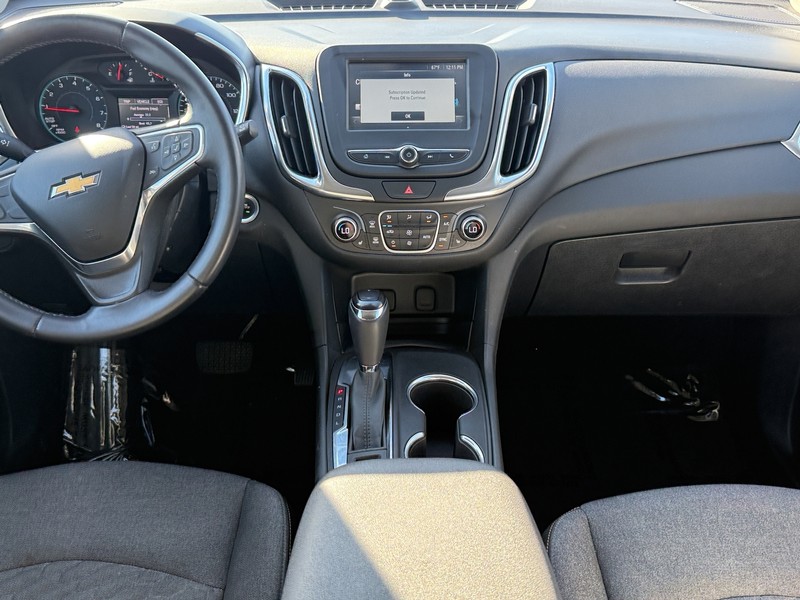 Chevrolet Equinox Vehicle Image 10