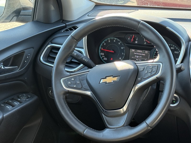 Chevrolet Equinox Vehicle Image 13