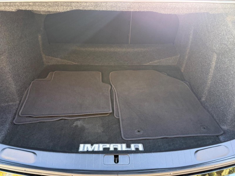 Chevrolet Impala Vehicle Image 05