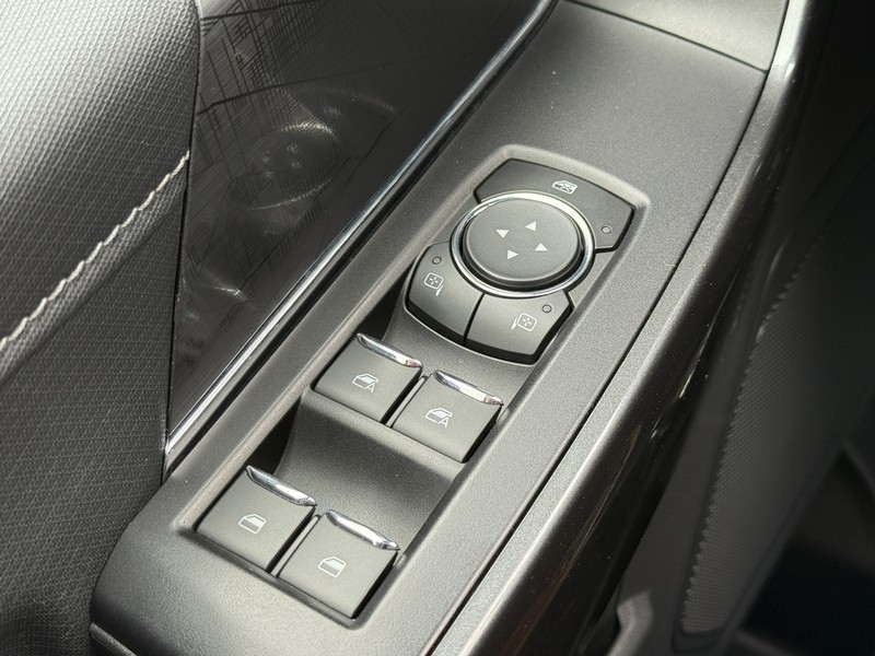 Ford F-150 Vehicle Image 21