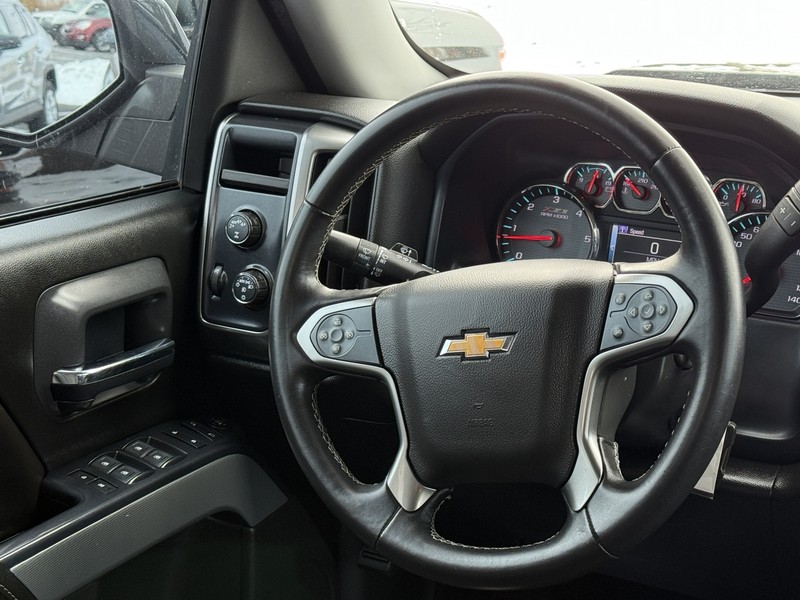 Chevrolet Silverado 1500 Vehicle Image 12