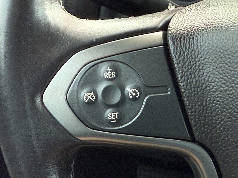 Chevrolet Silverado 1500 Vehicle Image 14