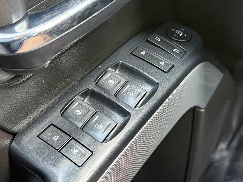 Chevrolet Silverado 1500 Vehicle Image 19